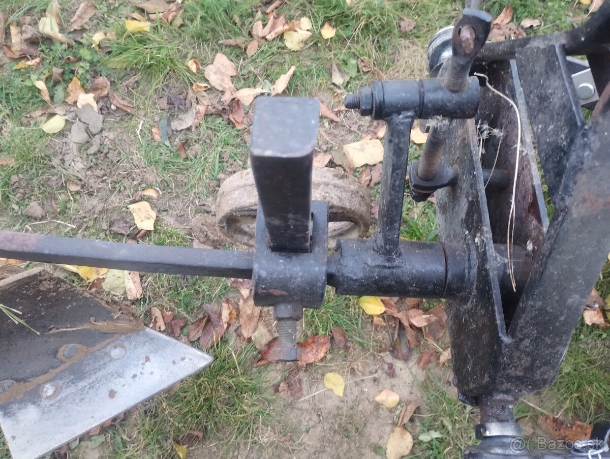 Pluh za malotraktor - 2