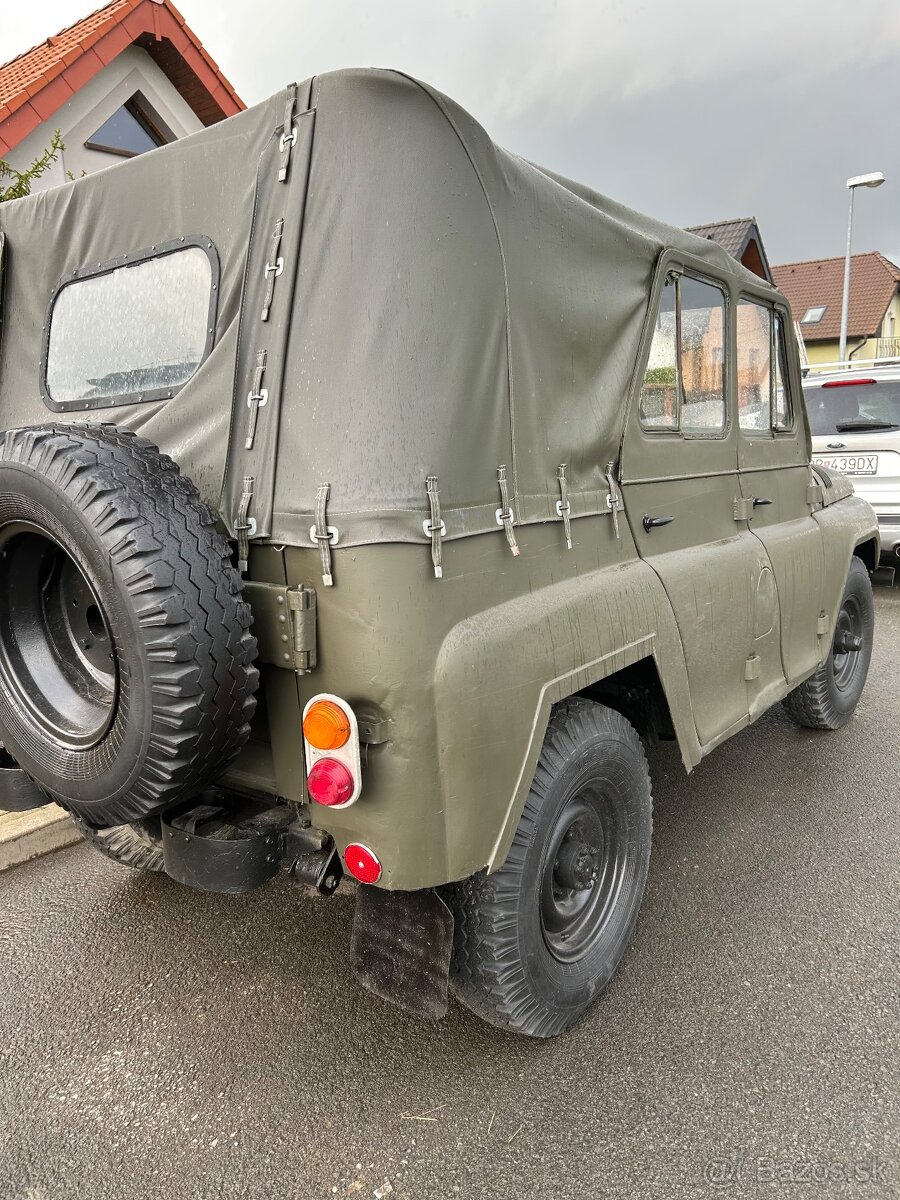 UAZ 469 - 2