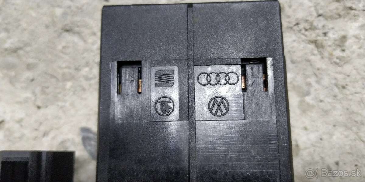 Spínače, páčky, prepínač svetiel, budíky Fabia - 2