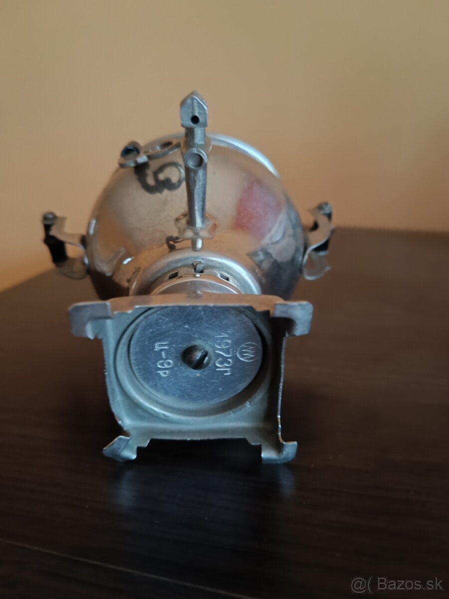Ruský samovar 1973,dekoracia - 2