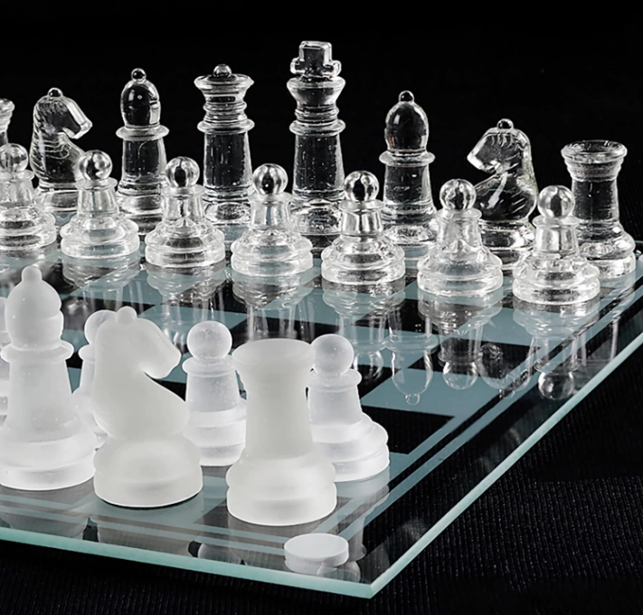 Predám sklenený šach – elegantný dizajn - 2