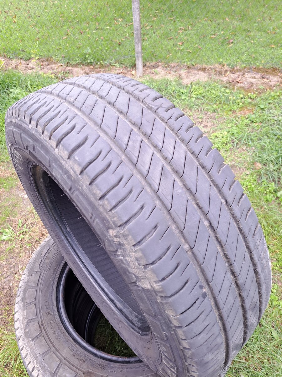 225/65 R16 C - 2