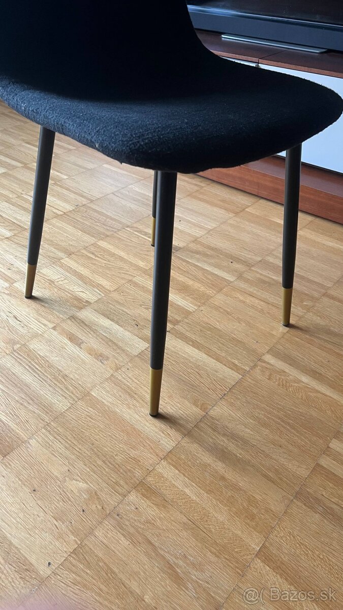 5 jedalenskych stoliciek - 2