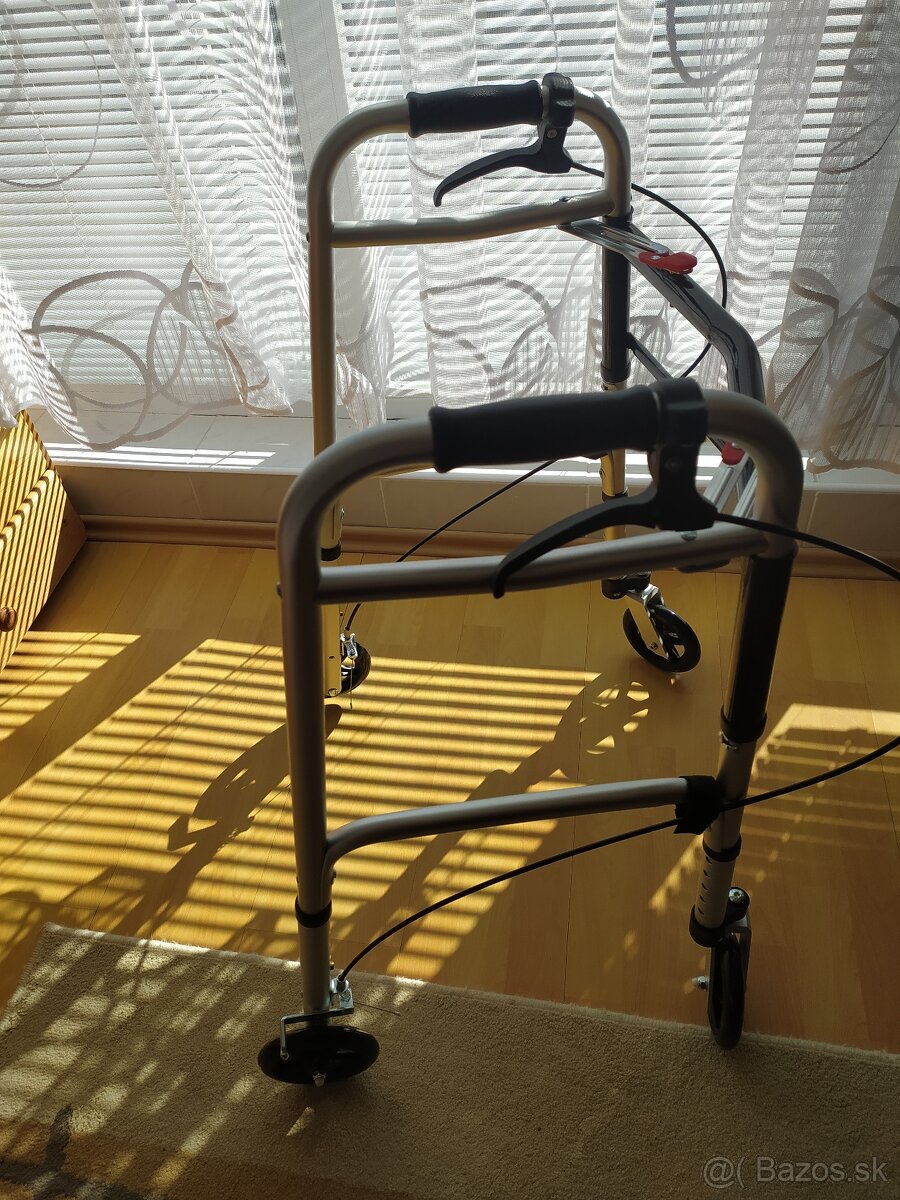 Chodítko pre seniorov - 2