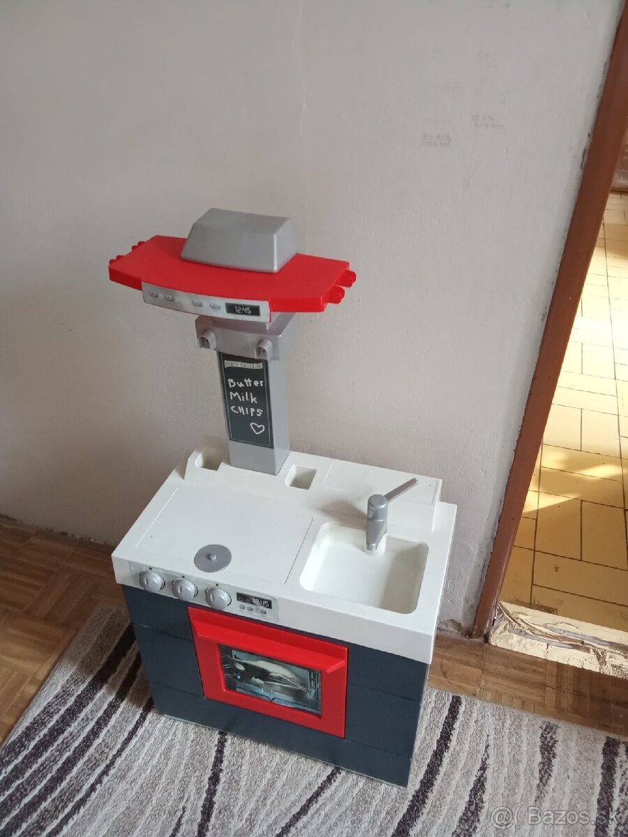 Kuchynka aj s prislusenstvom - 2