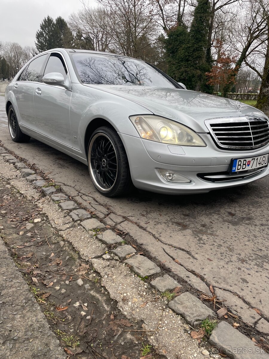 Predám Mercedes W221 S500 L - 2