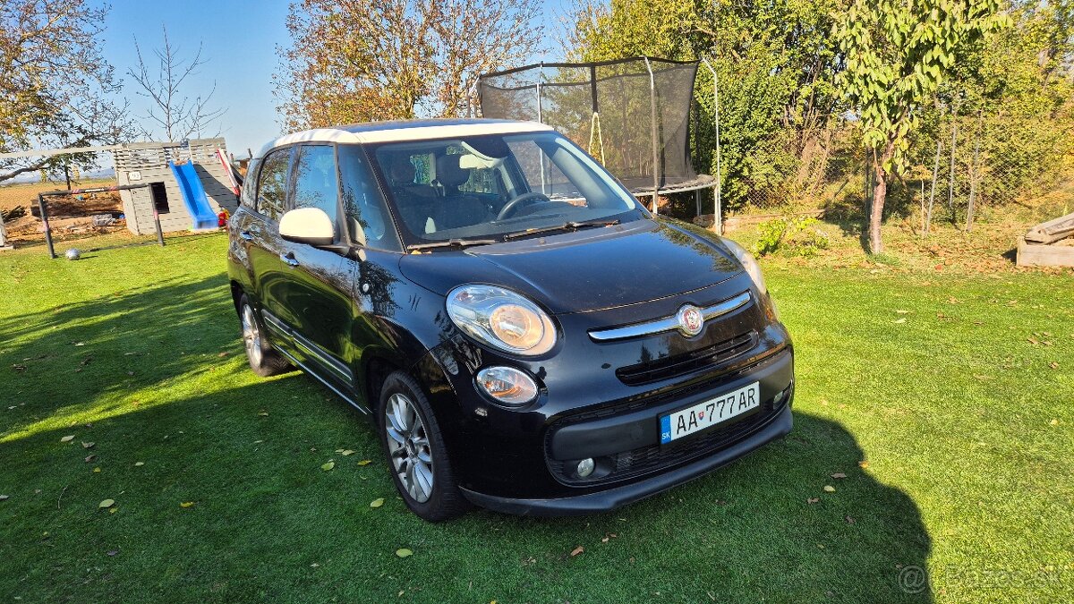 🇮🇹 Fiat 500 L Living , panoráma, - 2