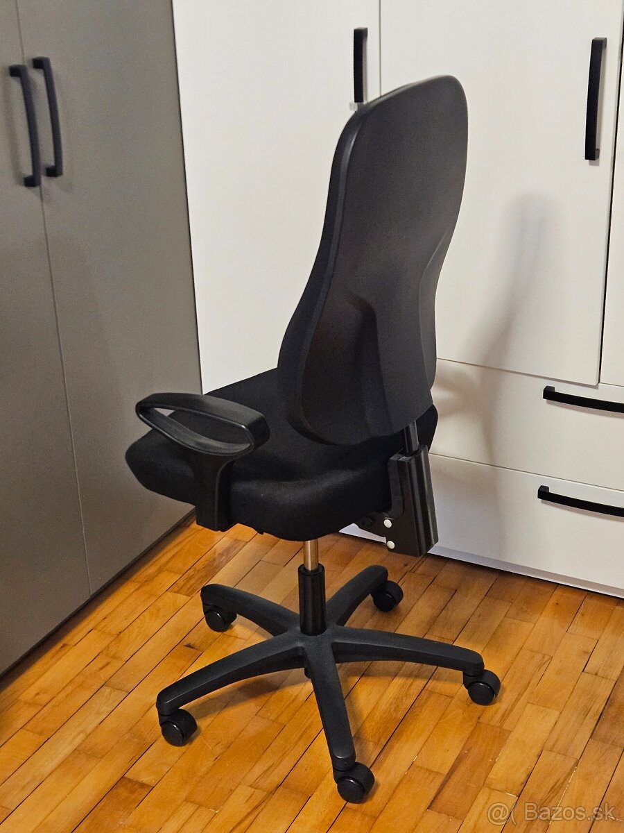 Nastaviteľná kancelárska stolička - 2
