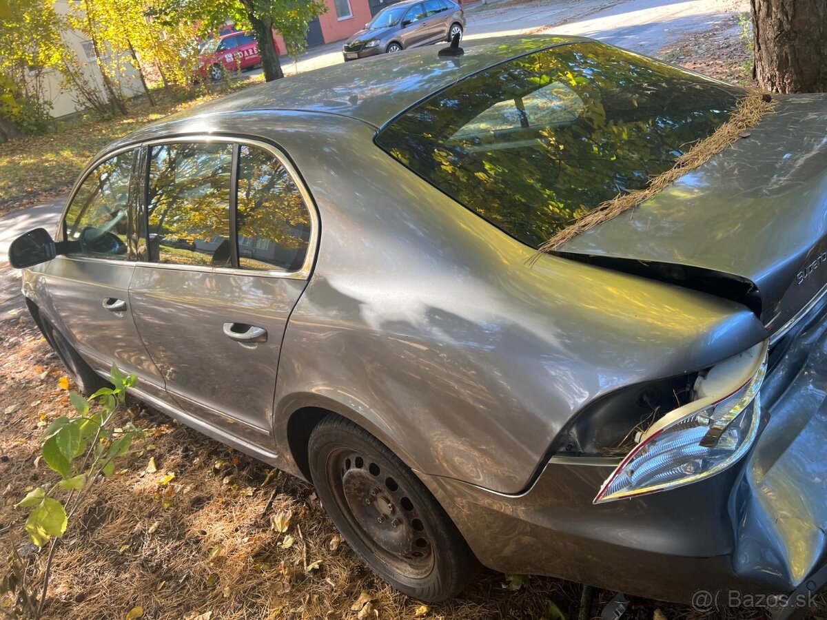 Rozpredám na diely Škoda Superb II 2.0 TDI CFF CR automat - 2
