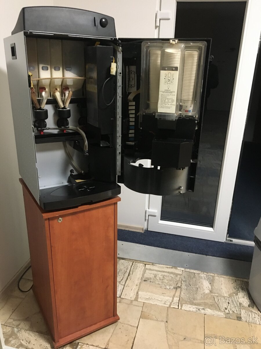 Predam kavomat - 2