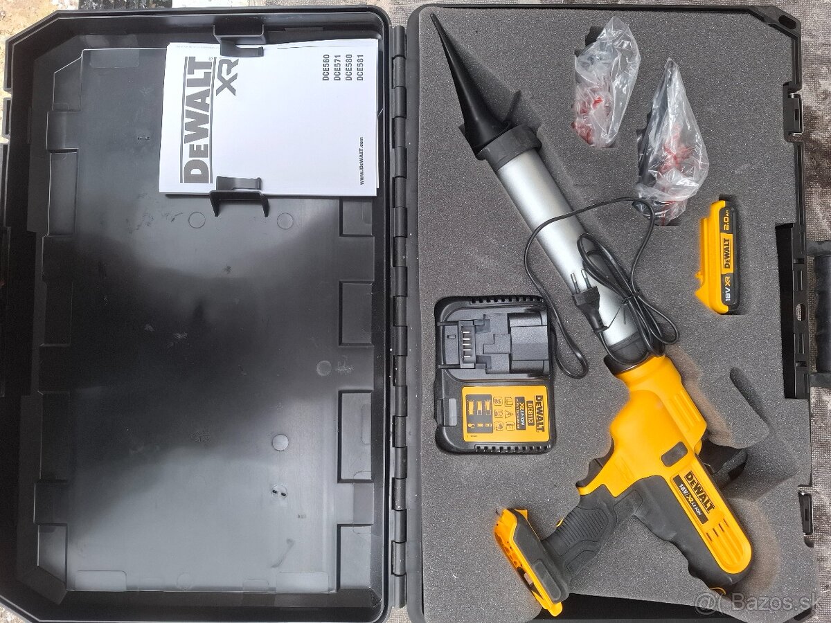 Dewalt pištoľ na silikón. - 2