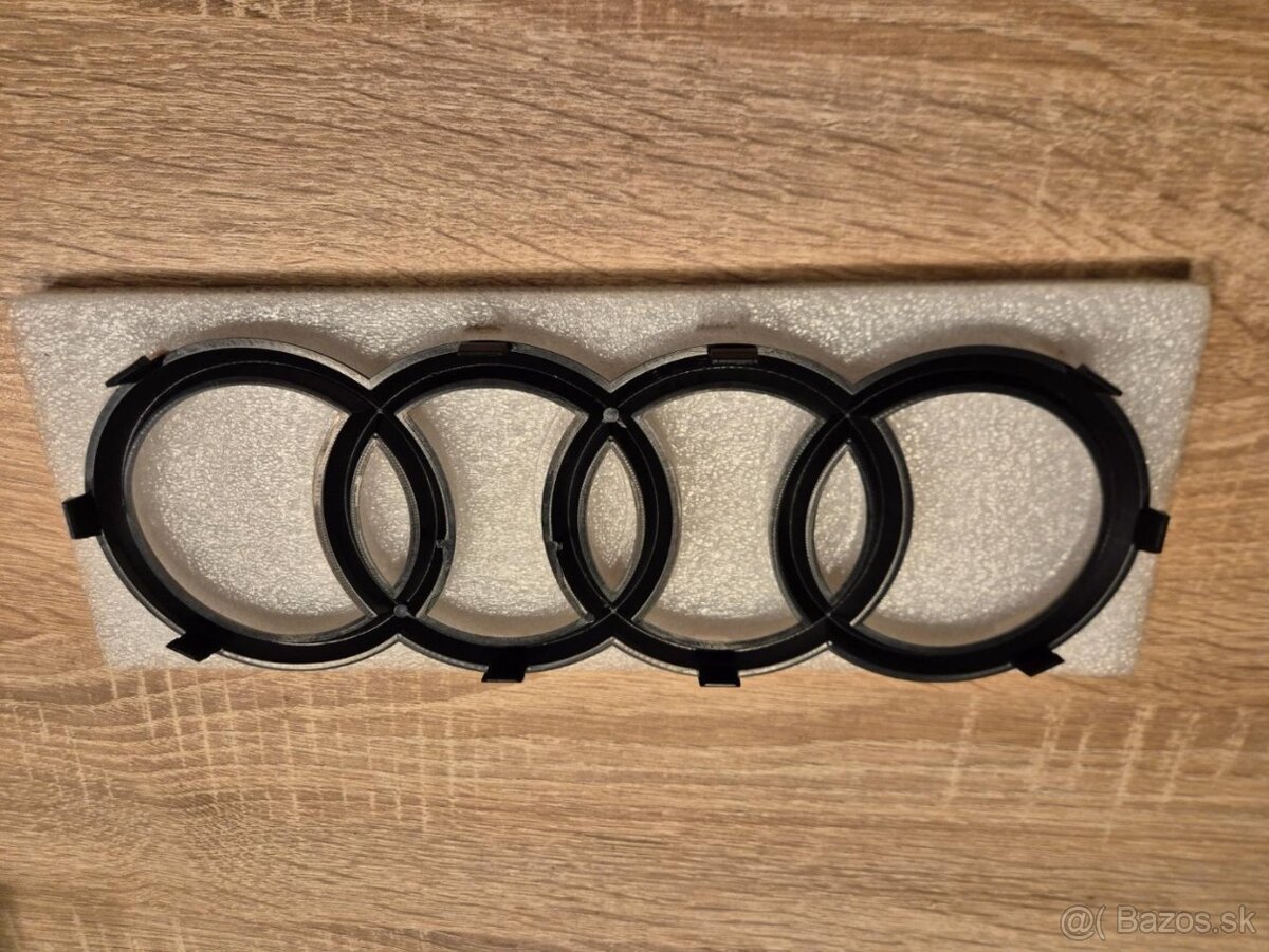 PREDNY ZNAK KRUHY AUDI OOOO - 2