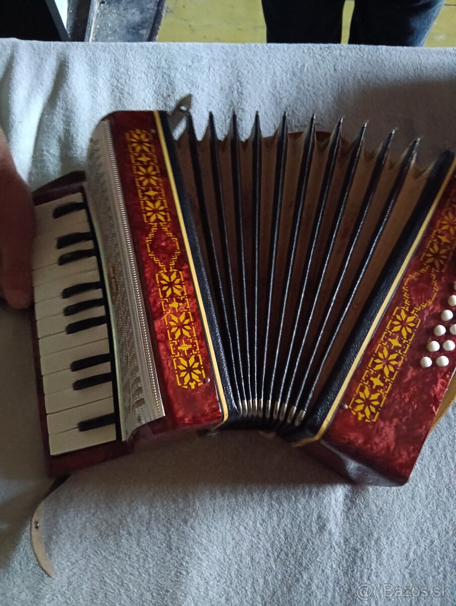 Predám detskú harmoniku - 2
