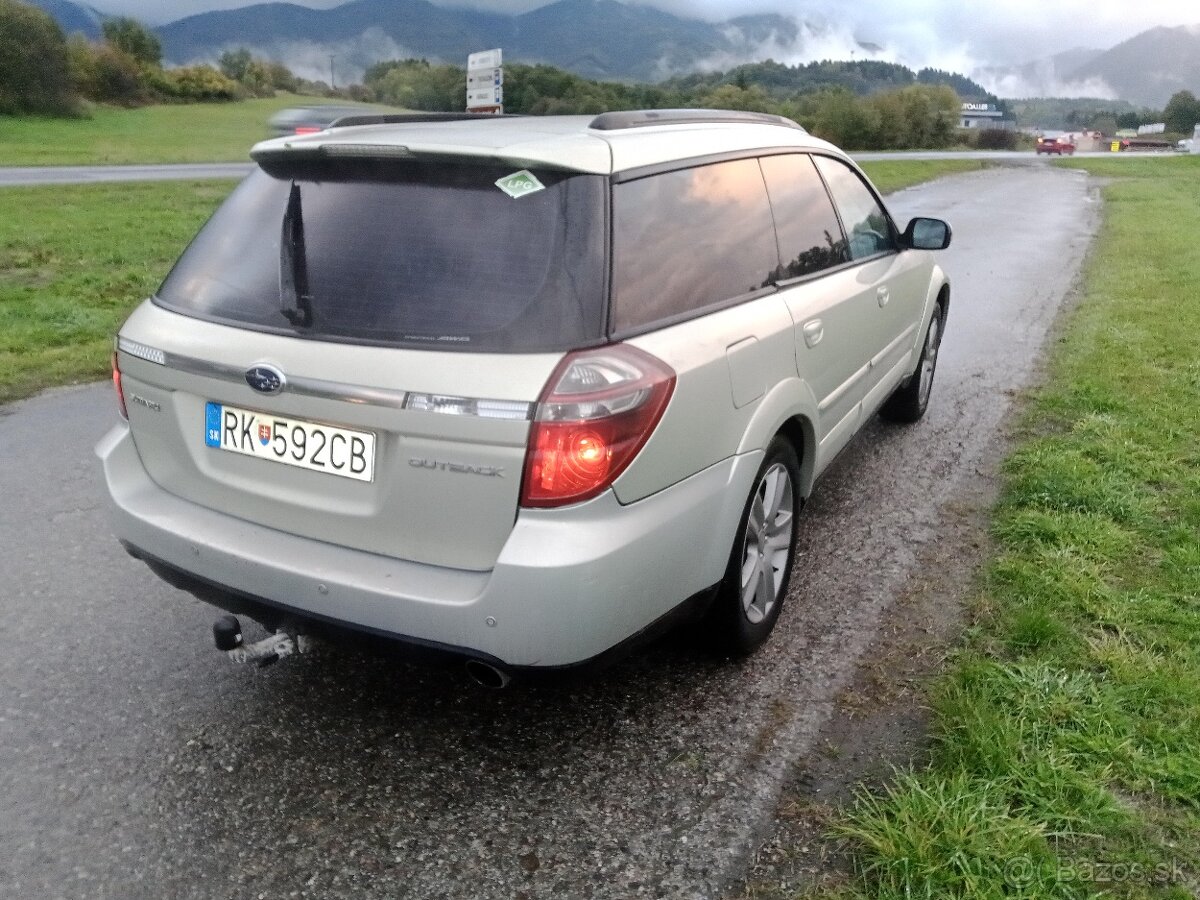 Subaru Outback 3.0 LPG 4x4 Si-Drive - 2