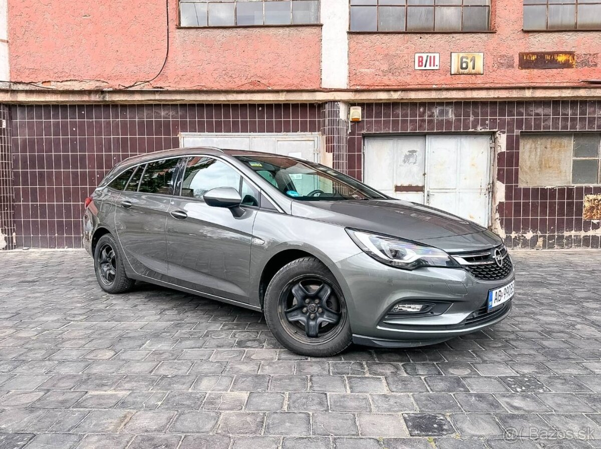 Opel Astra Sport Tourer ST 1.6 CDTI 110k Dynamic - 2