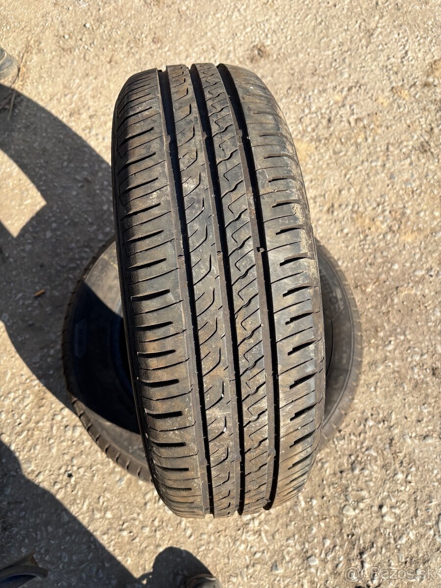2ks Barum 195/65 R15 letné pneumatiky - 2