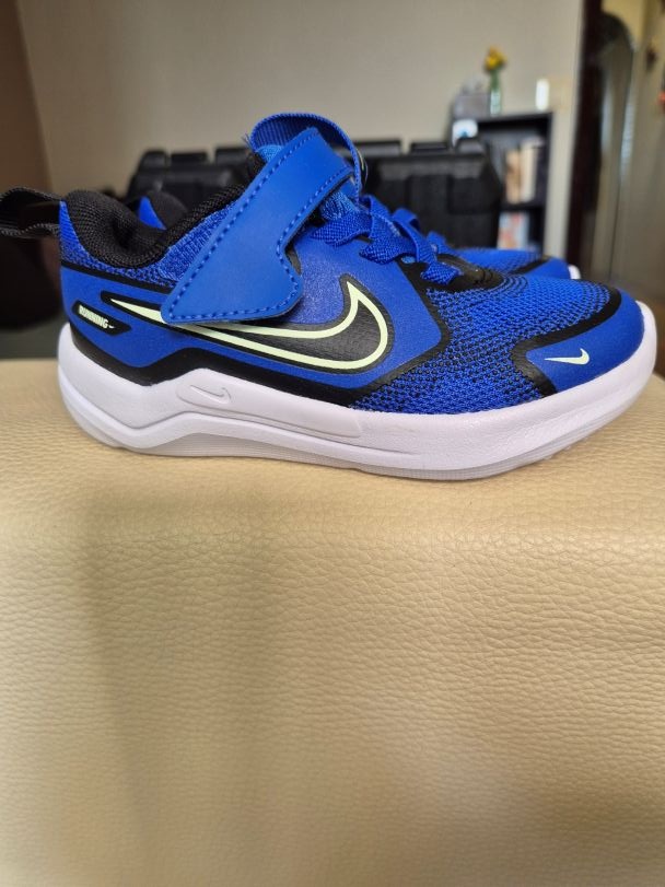 Predám chlapčenské tenisky Nike - 2