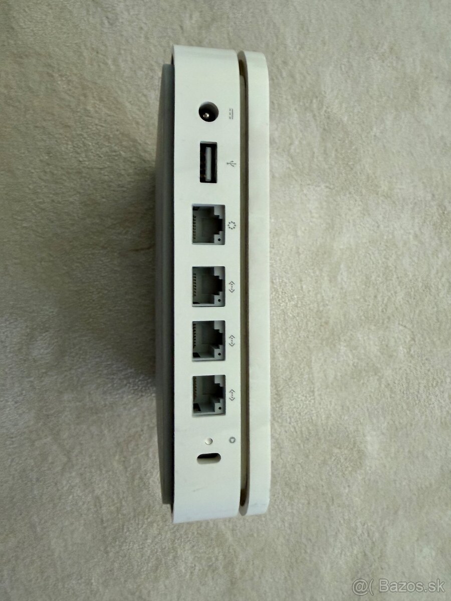 Apple Airport Extreme 1408 - 2