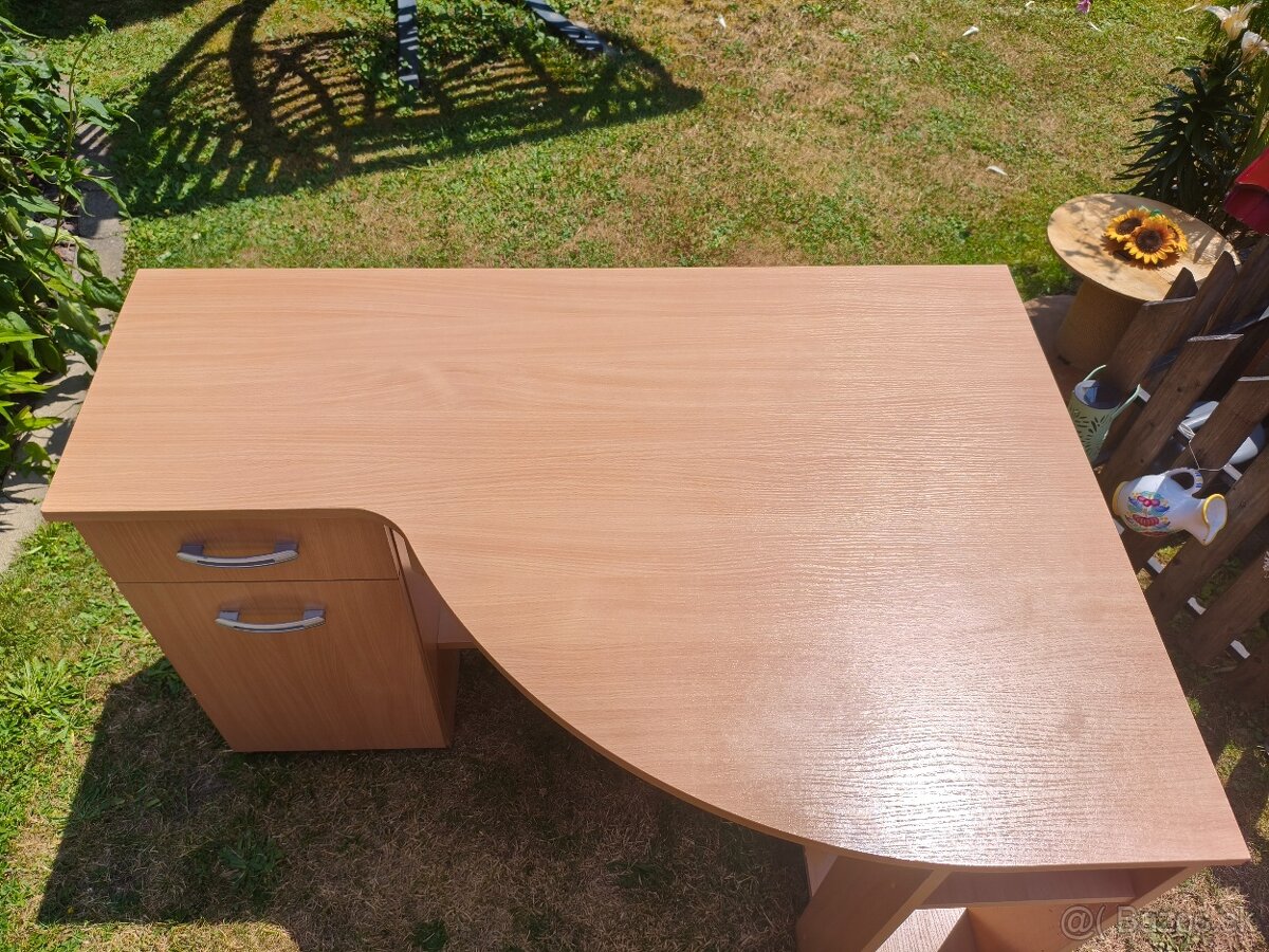 Rohový písací stôl - 2