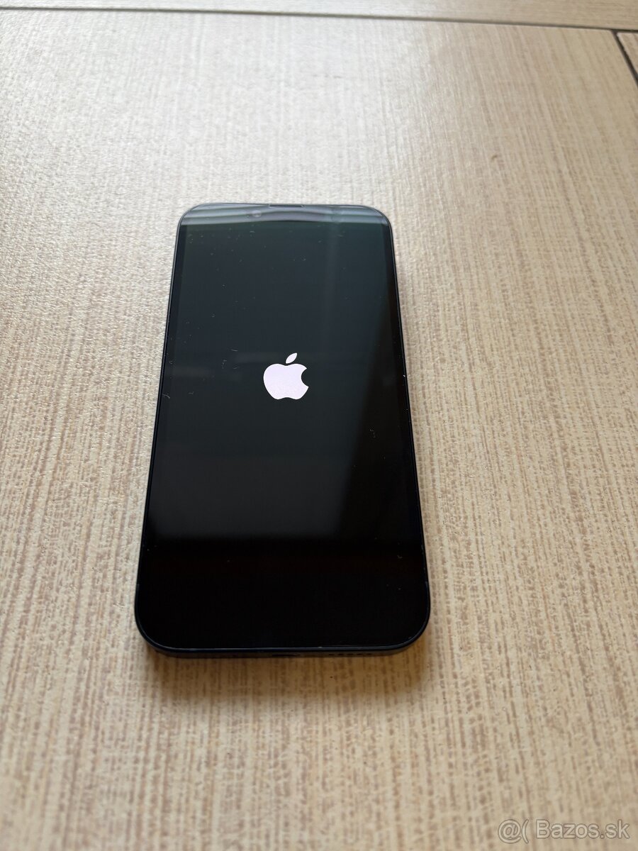 Predám iPhone 14 - 128 GB - farba Midnight - 2