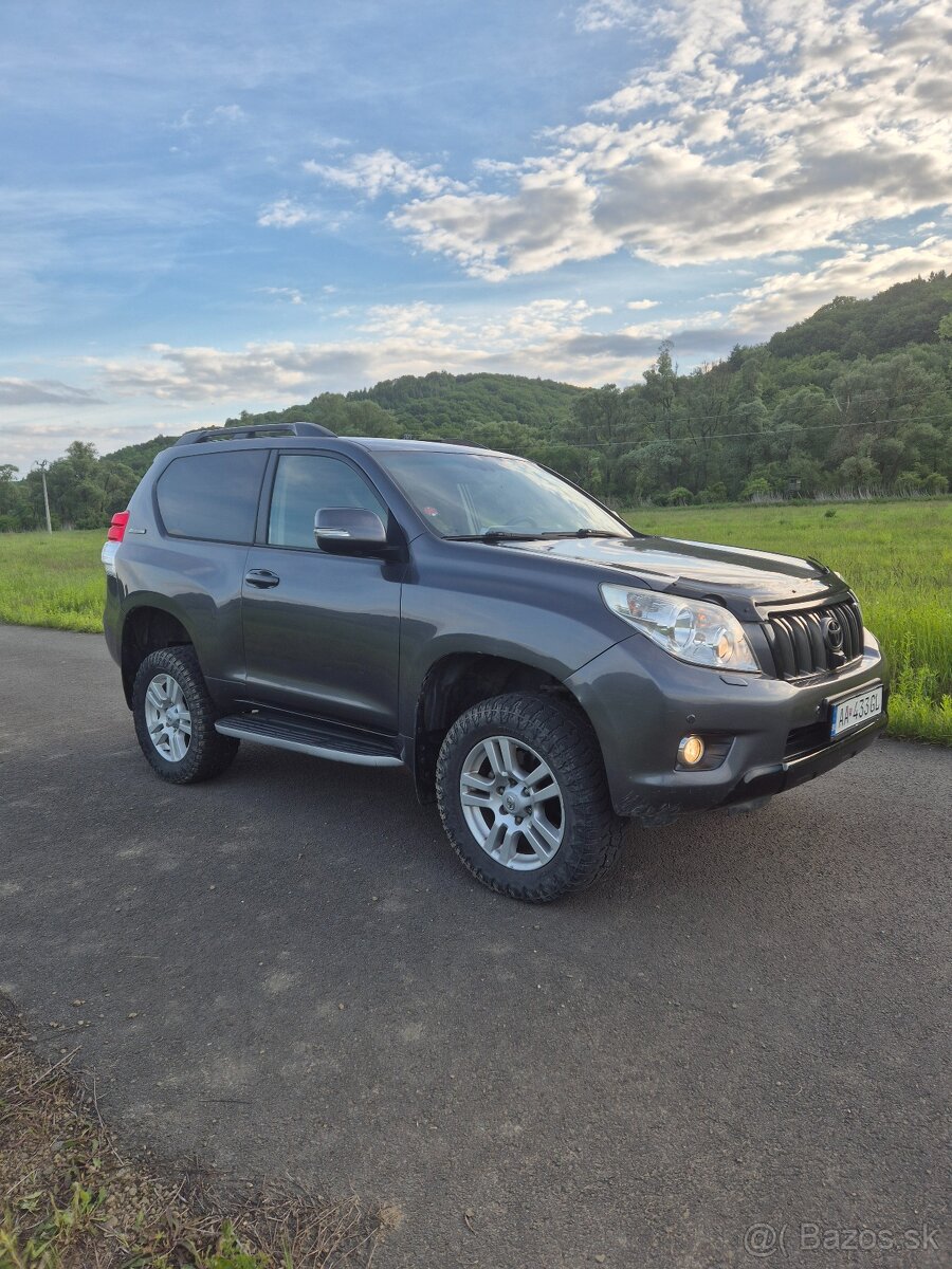TOYOTA Land cruiser 150 3.0 D-4D