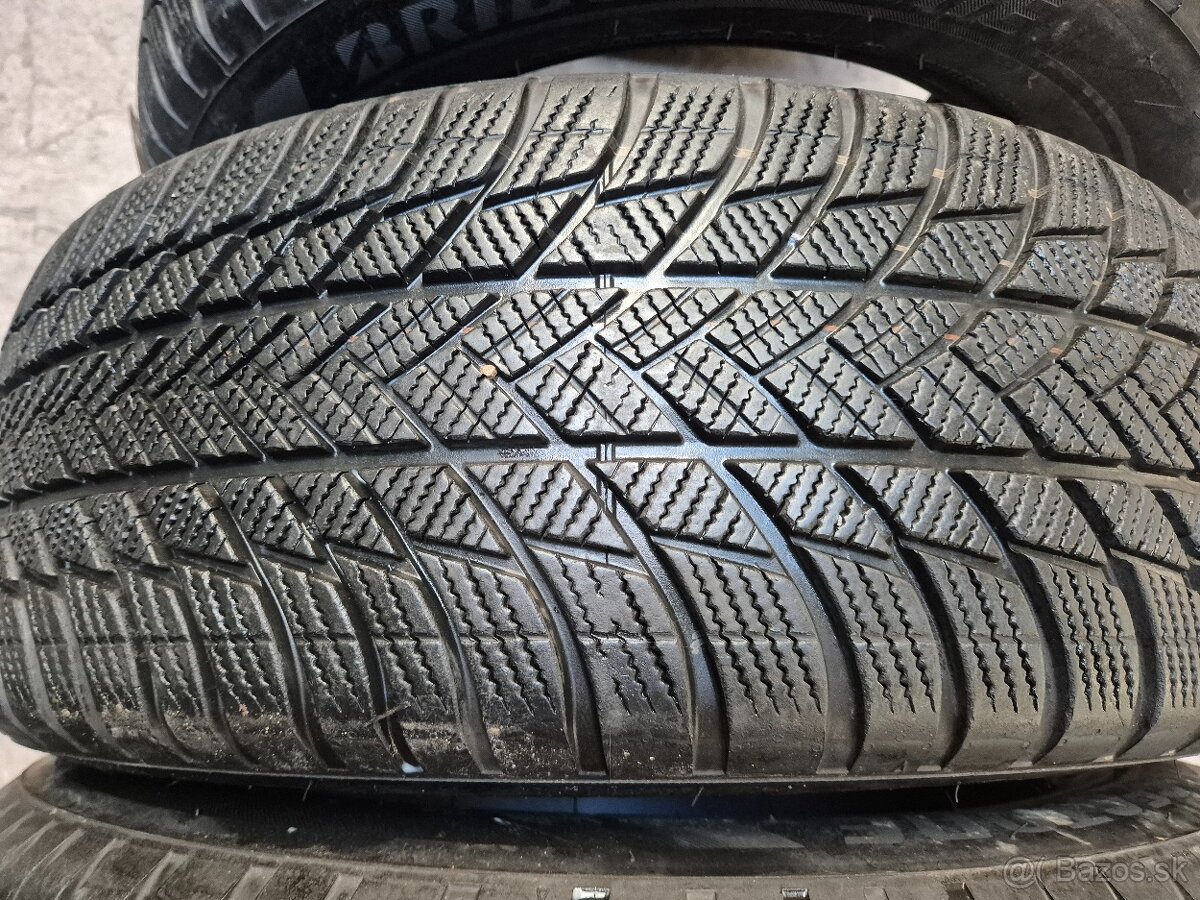 225/60 r17 zimné 4 ks BRIDGESTONE dezén 7,5 - 6,5 mm DOT2020 - 2