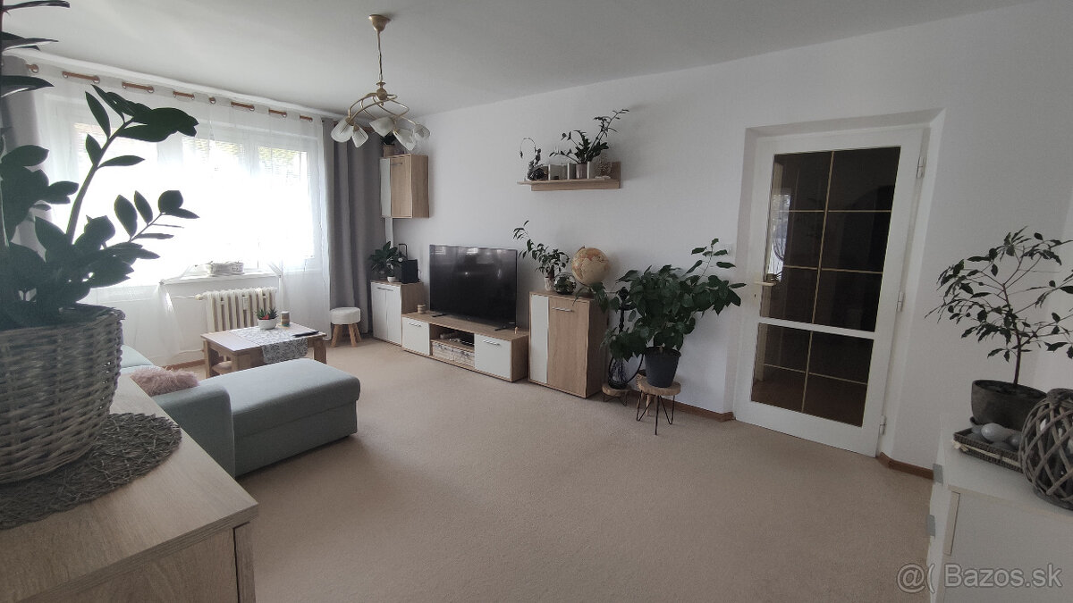 Predaj – 3 izbový byt, pôvodný stav, 70m2, Nová Dubnica - 2