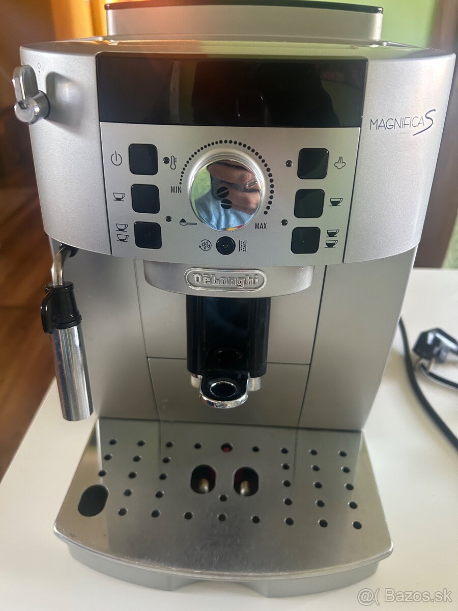 Delonghi Magnifica S - 2