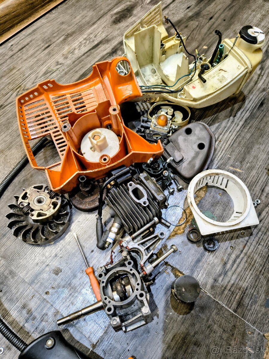 Stihl FS 56 - diely - 2