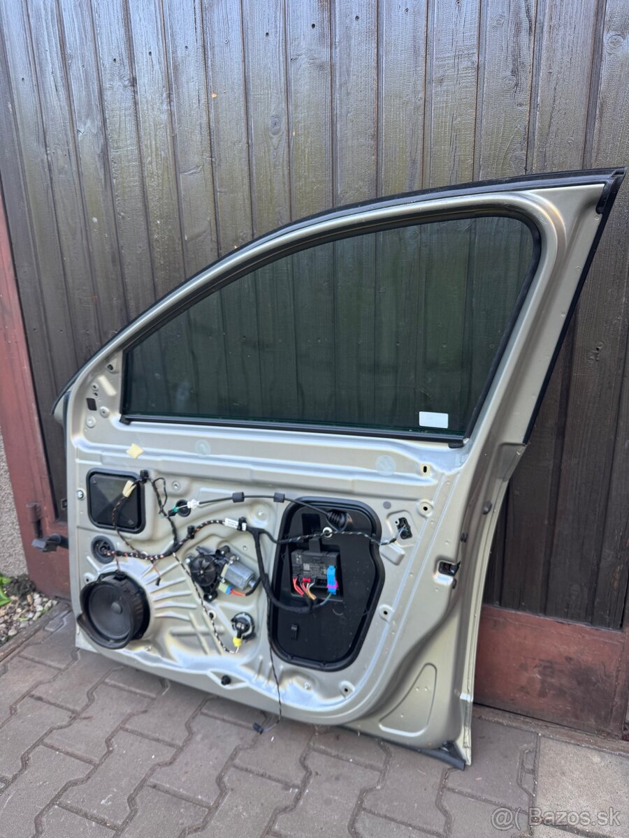 Predné dvere škoda octavia 3, octavia 3 facelift LF8H - 2