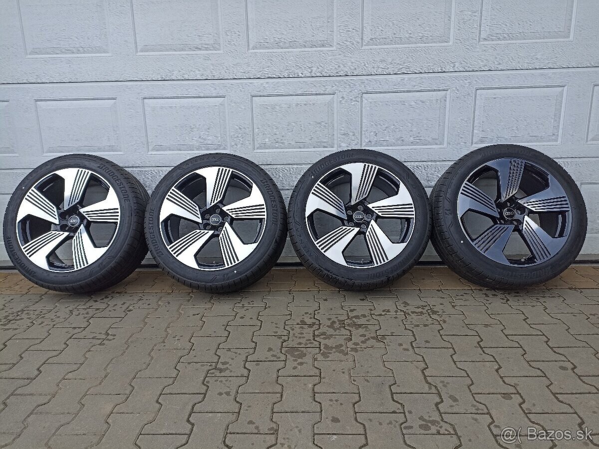 Originálna letná sada Audi E-tron 5x112 R21 ET36 - 2