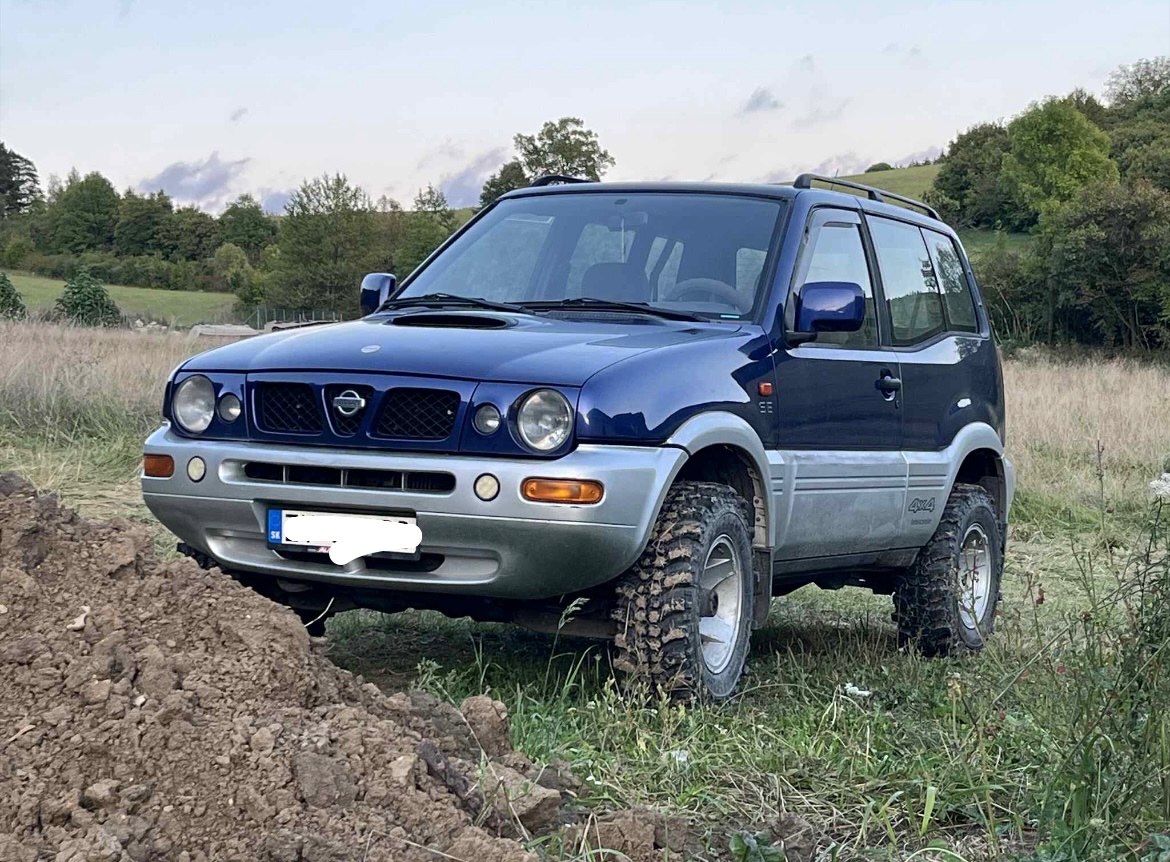 Nissan terrano 2,7