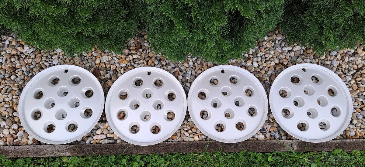 PUKLICE R14 - FORD ESCORT MK3 - 2