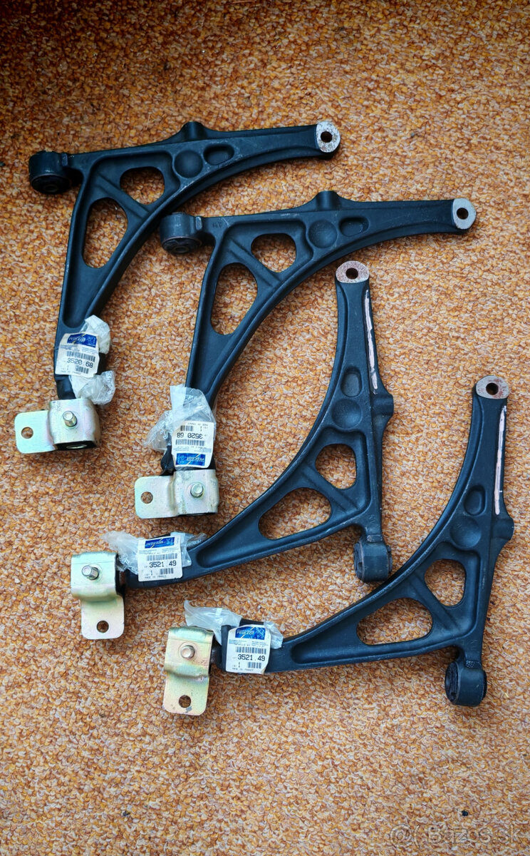 Predám náhradné diely na Peugeot 405 - 2