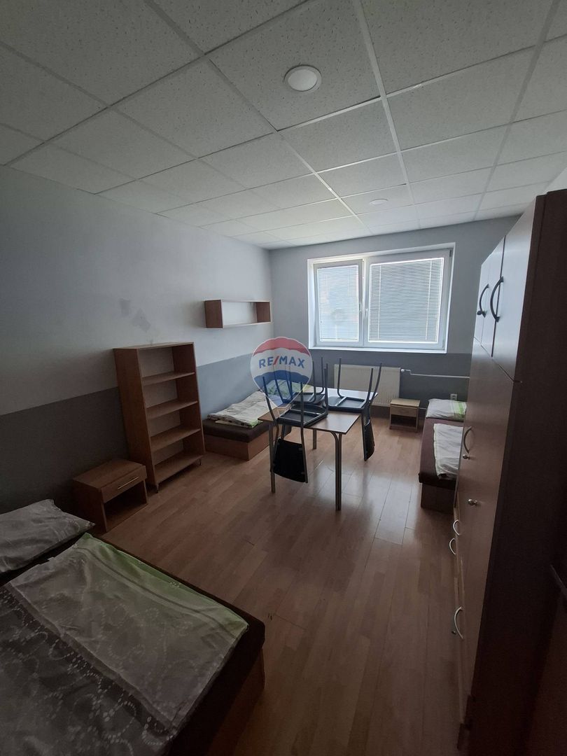 RE/MAX | Veľké zníženie ceny zabehnutej ubytovne v Galante – - 2