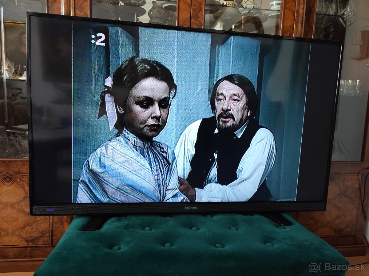 Predám Smart LED TV GRUNDIG 48VLE6421BL Full HD - 2