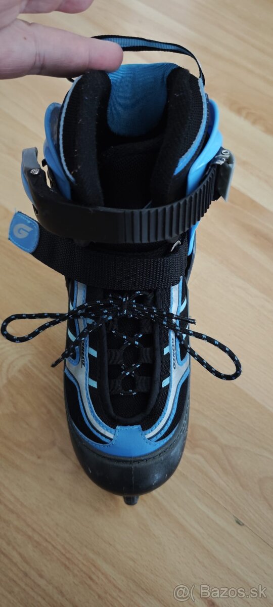 Predám chlapčenské korčule na ľad 30-33 - 2