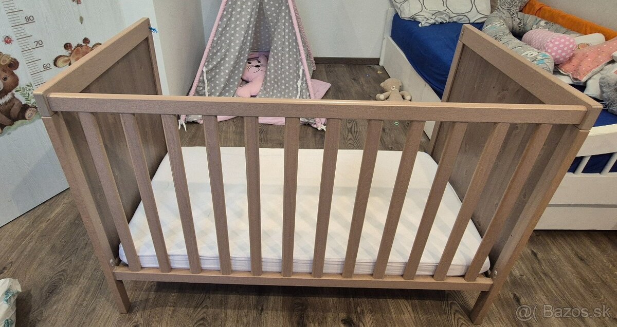 Detska postielka a komoda IKEA - 2