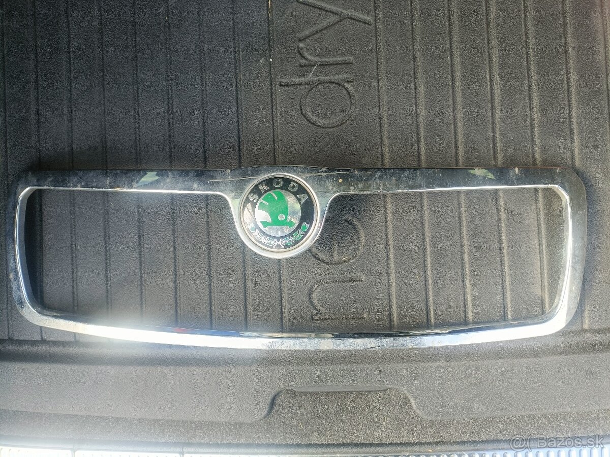 Predná maska chladiča škoda Octavia 2 - 2