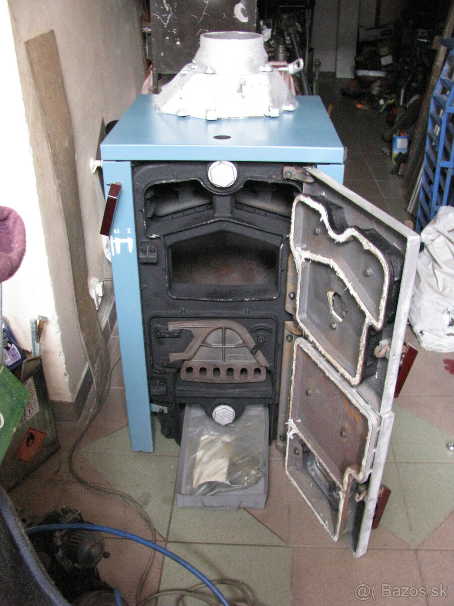 Legenda VIADRUS U22 6 clankovy liatinovy kotol-NEPOUZITY - 2