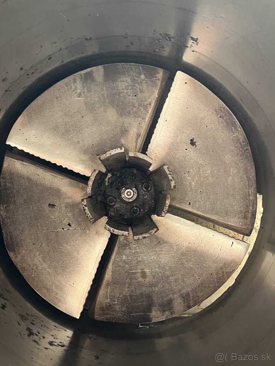 Predám drvičku ovocia - 2