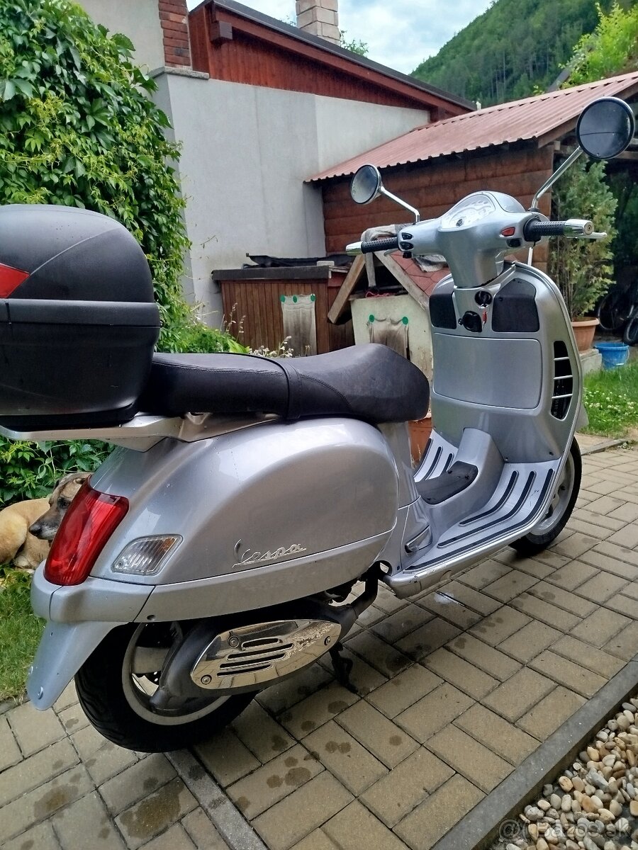 vespa GT 200 L - 2