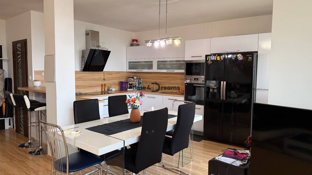 PREDAJ 3 izbový byt u Marináka - 2