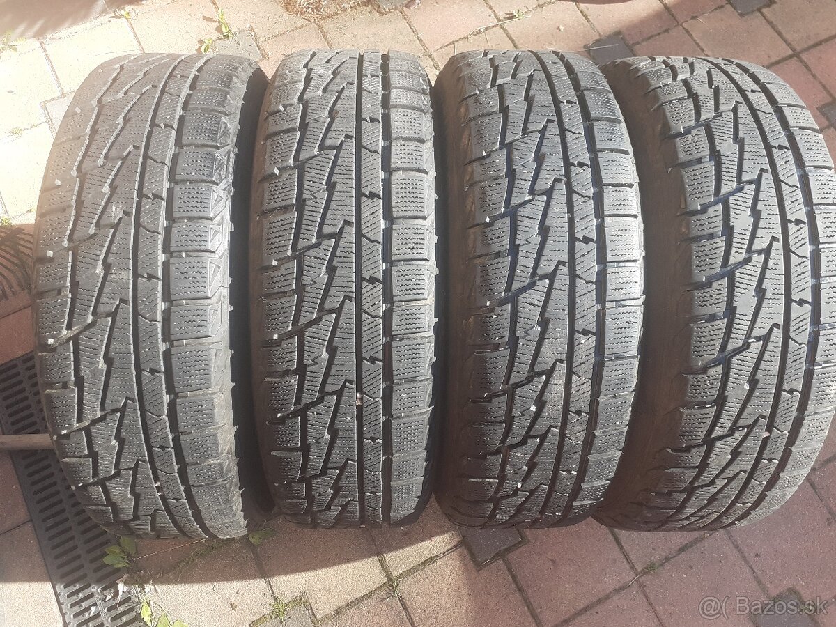 zimne 215/60 r17 - 2