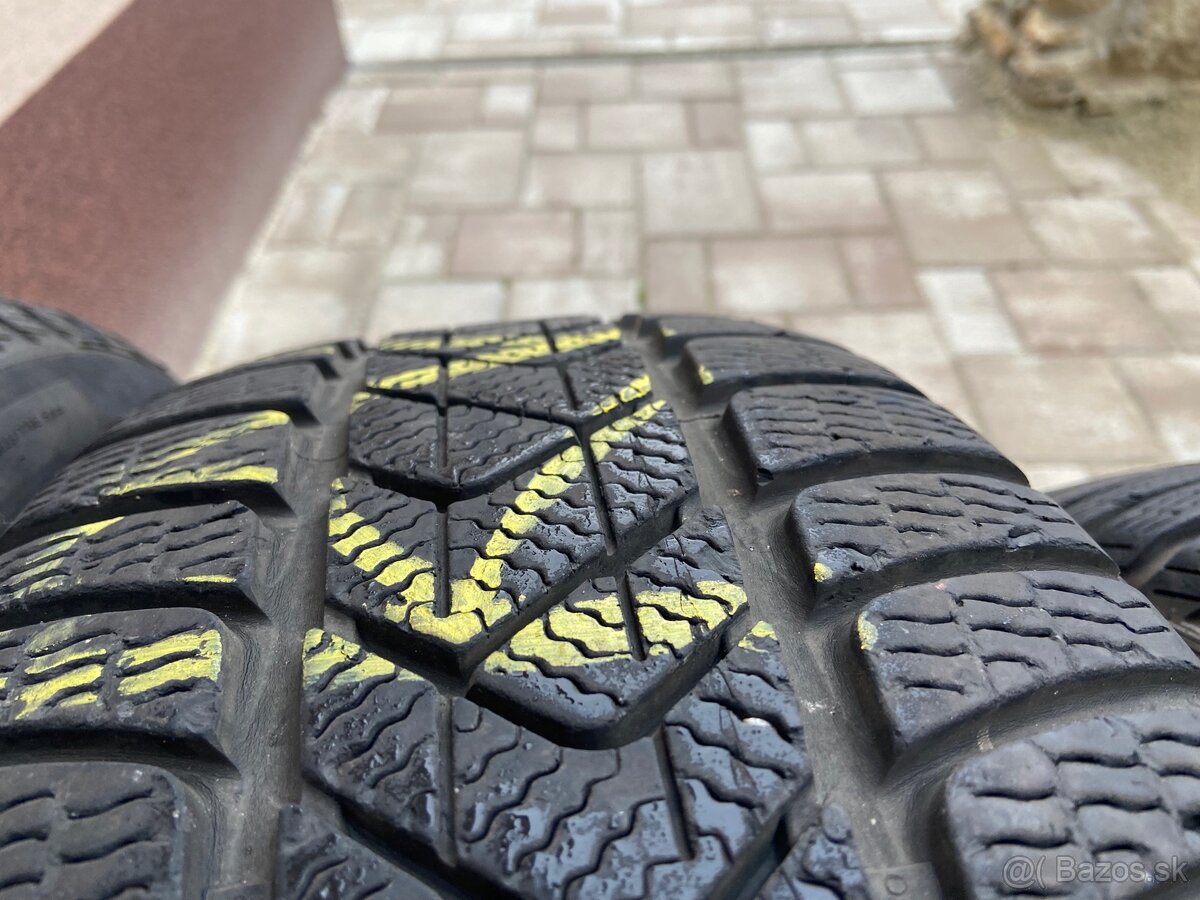 225/55 r17 Pirelli Sottozero 3 RFT dojazdove - 2