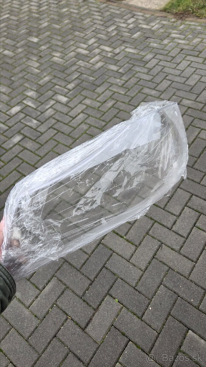 Predám BMW e90/91 plexi na šoférove svetlo - 2