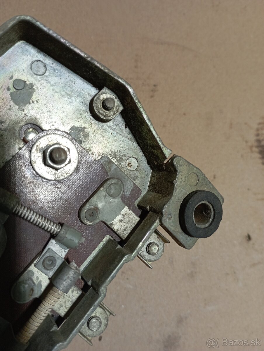 Regulátor napätia uaz, Volga, GAZ 69 - 2