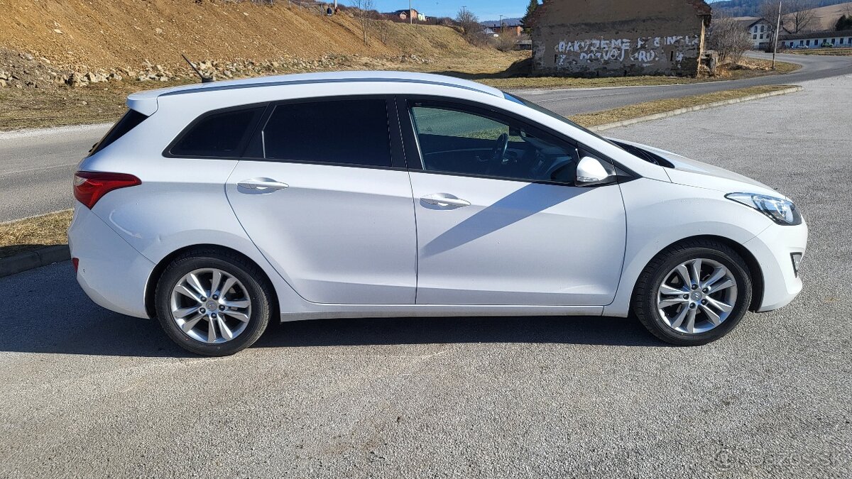 Hyundai i30 1.6 CRDi DOHC 16V Dynamic - 2