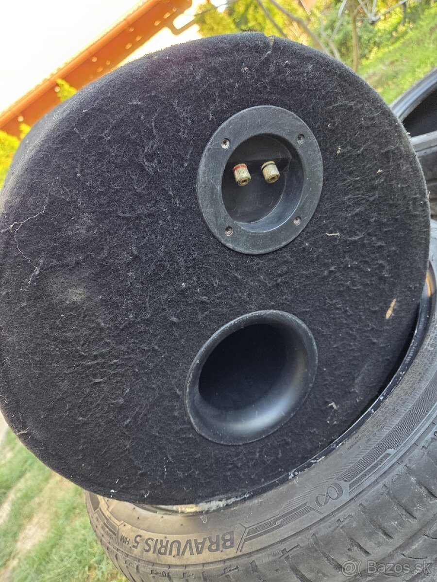 Subwoofer MAGNAT - 2