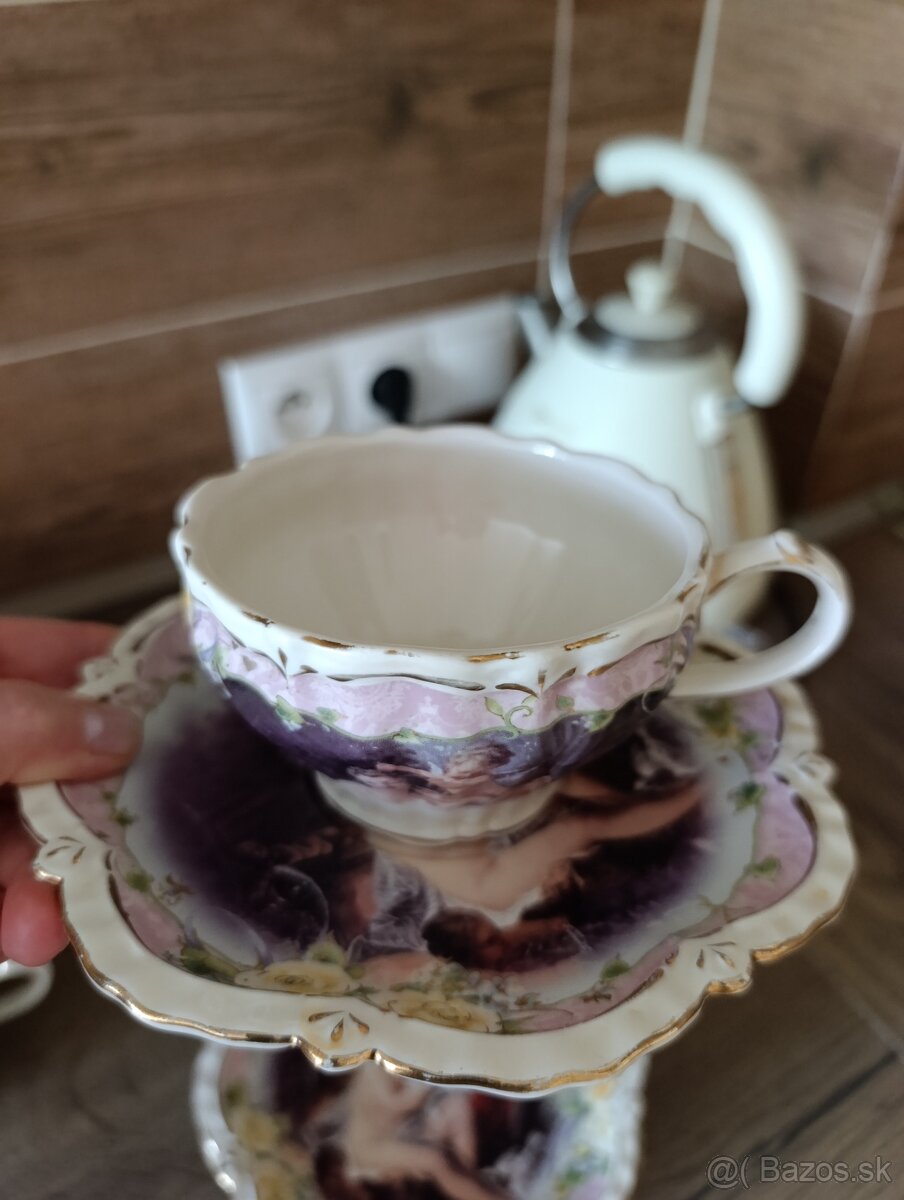 Porcelánove šálky+ tanieriky - 2